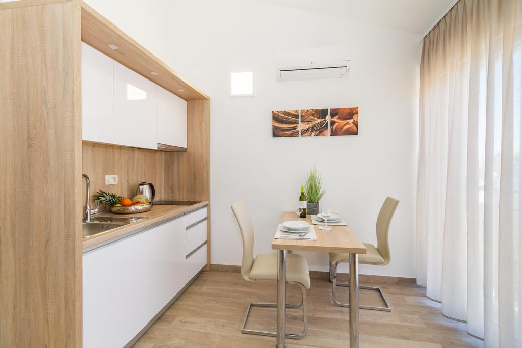 Villa Astoria Biograd Na Moru Εξωτερικό φωτογραφία