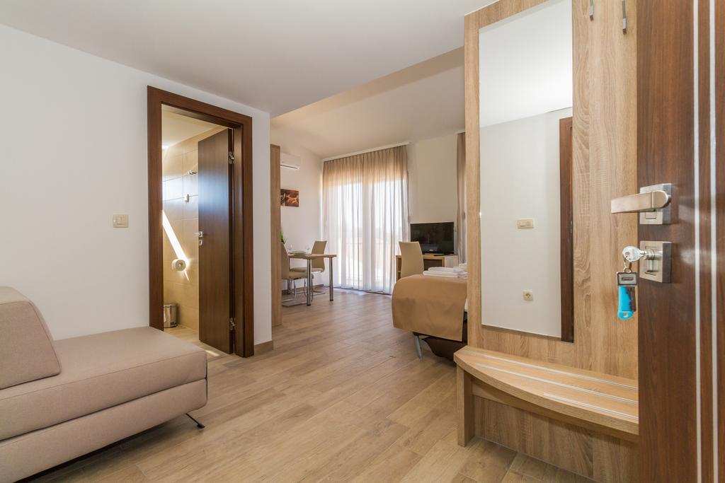 Villa Astoria Biograd Na Moru Εξωτερικό φωτογραφία