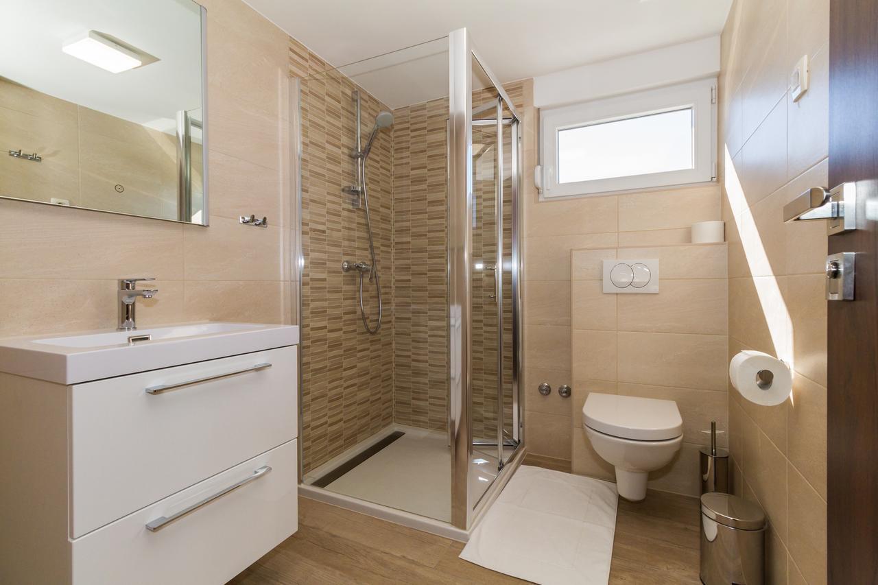 Villa Astoria Biograd Na Moru Εξωτερικό φωτογραφία