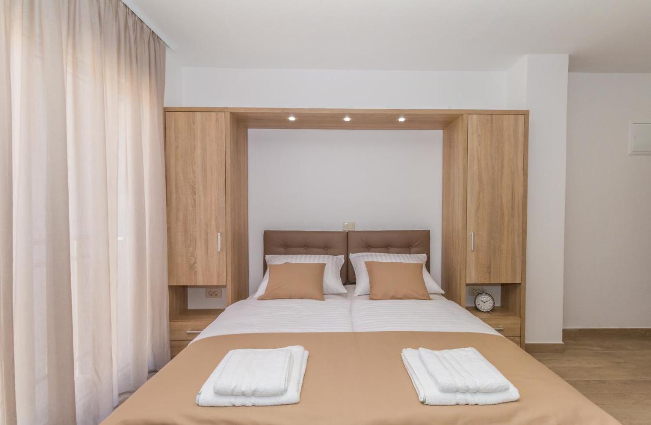 Villa Astoria Biograd Na Moru Εξωτερικό φωτογραφία