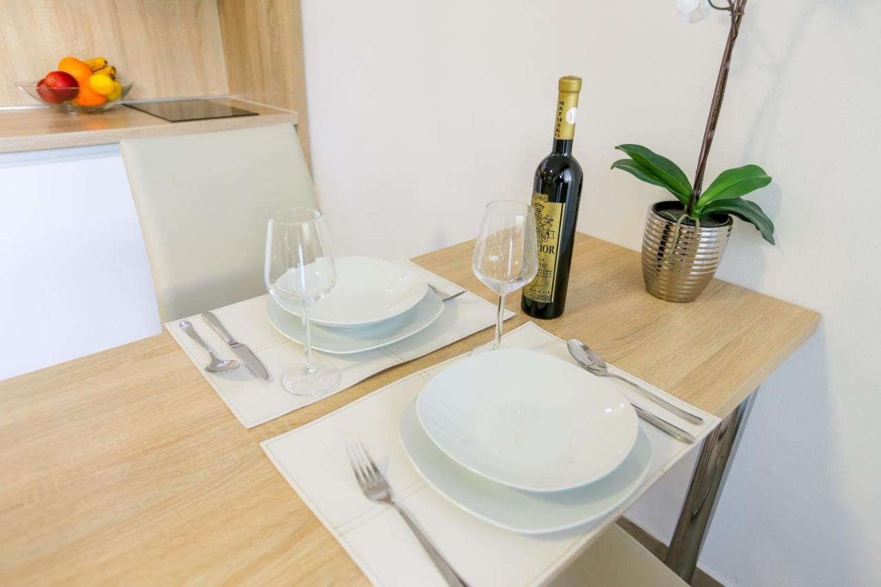 Villa Astoria Biograd Na Moru Εξωτερικό φωτογραφία
