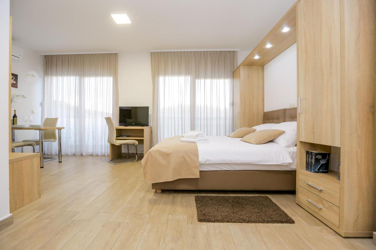 Villa Astoria Biograd Na Moru Εξωτερικό φωτογραφία