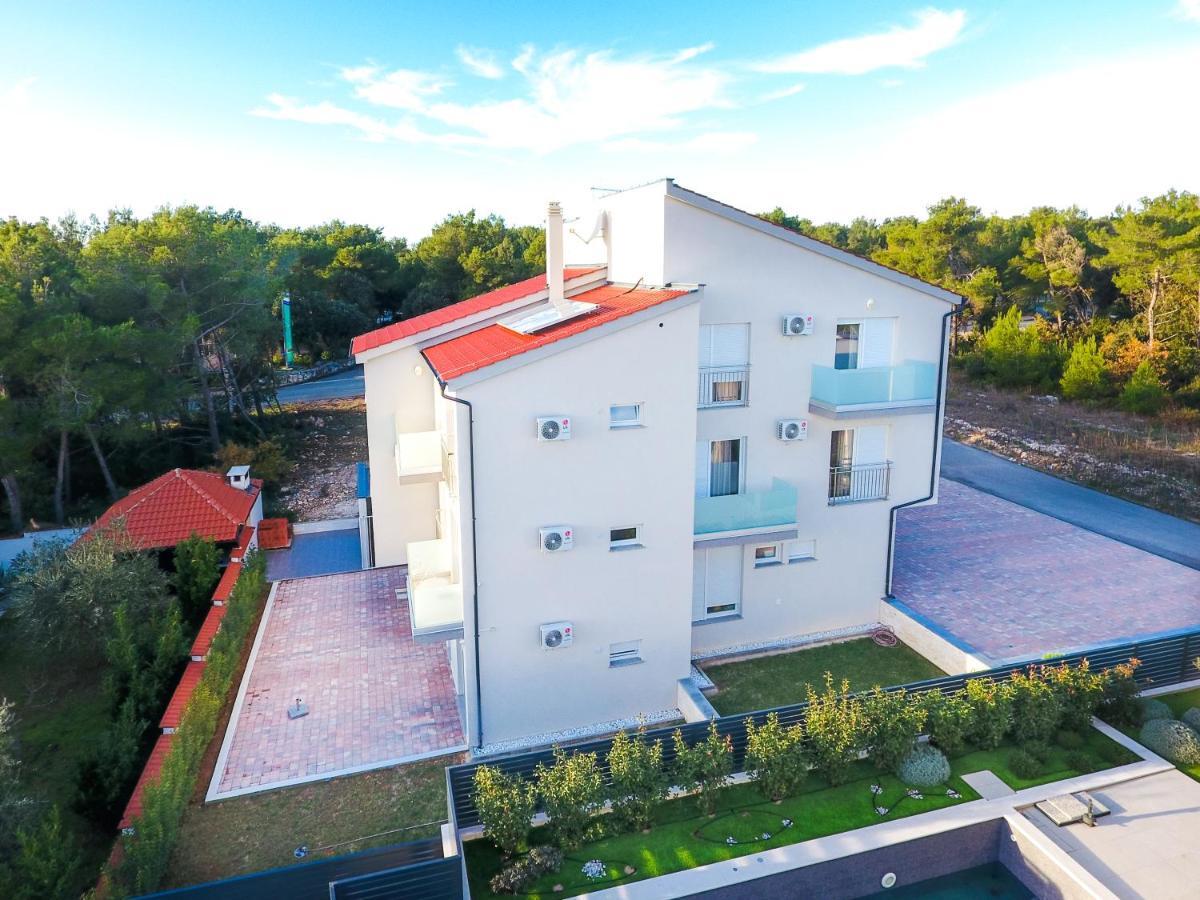 Villa Astoria Biograd Na Moru Εξωτερικό φωτογραφία